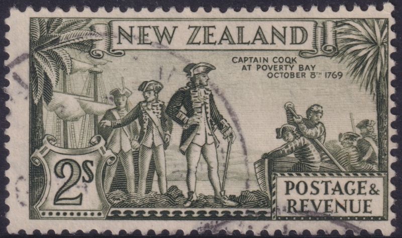 NZ 1935 2/- Captain Cook at Poverty bay with COQK Flaw