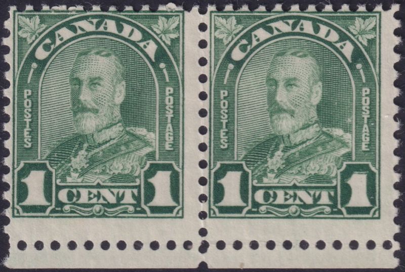 Canada 1930 1c Green Pair with Major Re-Entry