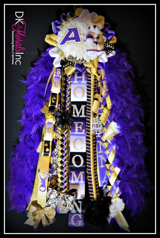&quot;Sweetheart&quot; Single Junior Homecoming Mum