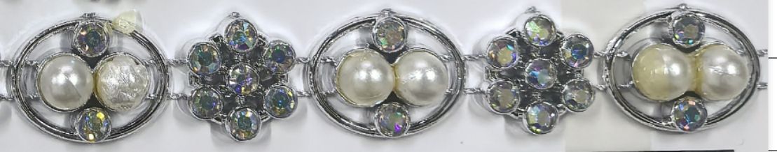 Pearl Oval Flower w/ Real stone