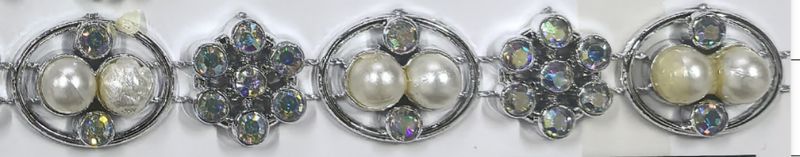 Pearl Oval Flower w/ Real stone