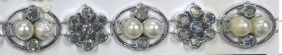 Pearl Oval Flower w/ Real stone