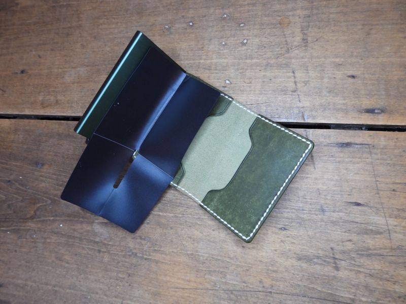 green leather wallet scrableu handcrafted