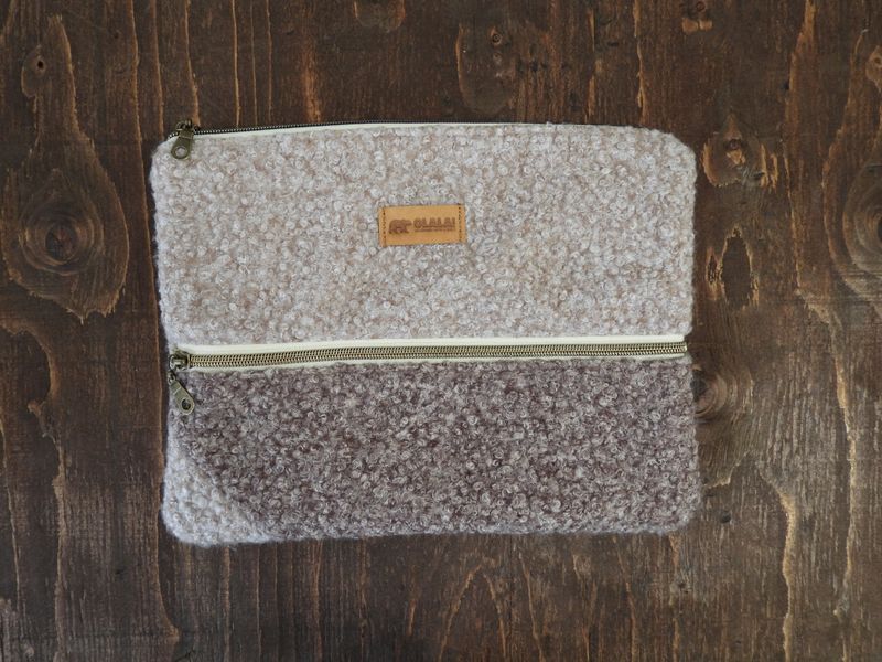 Handmade Ipad Case - Bouclé Beige &amp; Dark