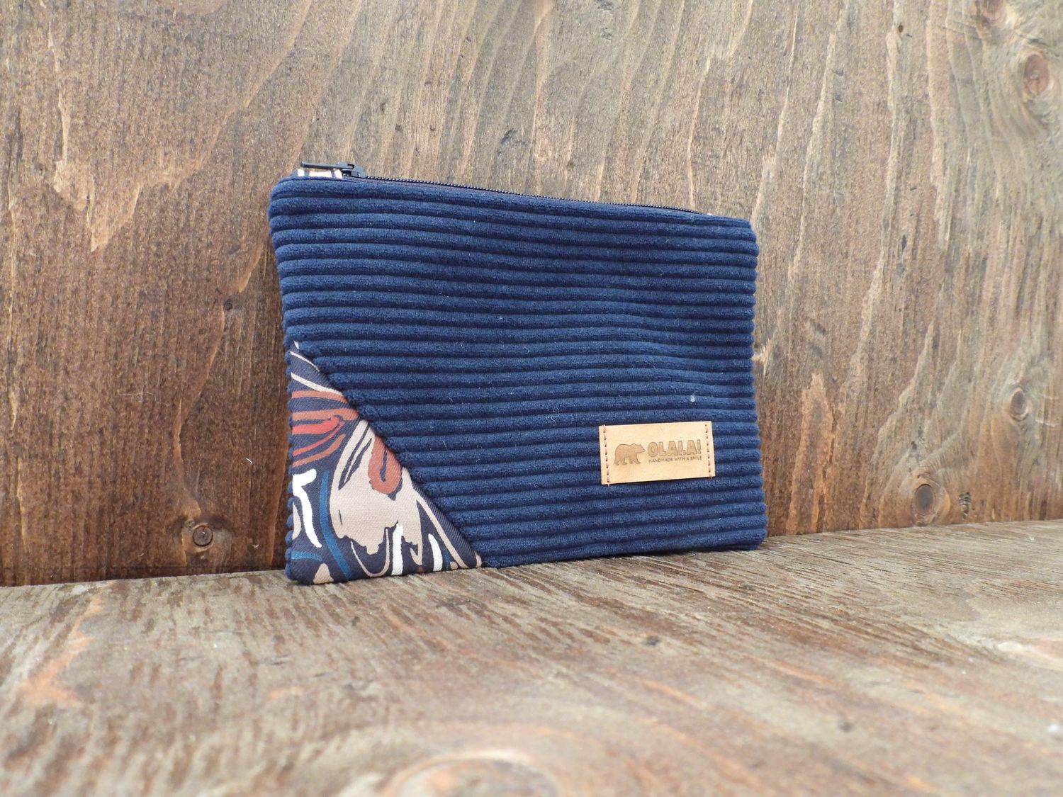 Corduroy Pouch - Navy &amp; Lining Corner