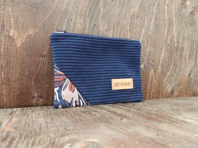 Corduroy Pouch - Navy &amp; Lining Corner
