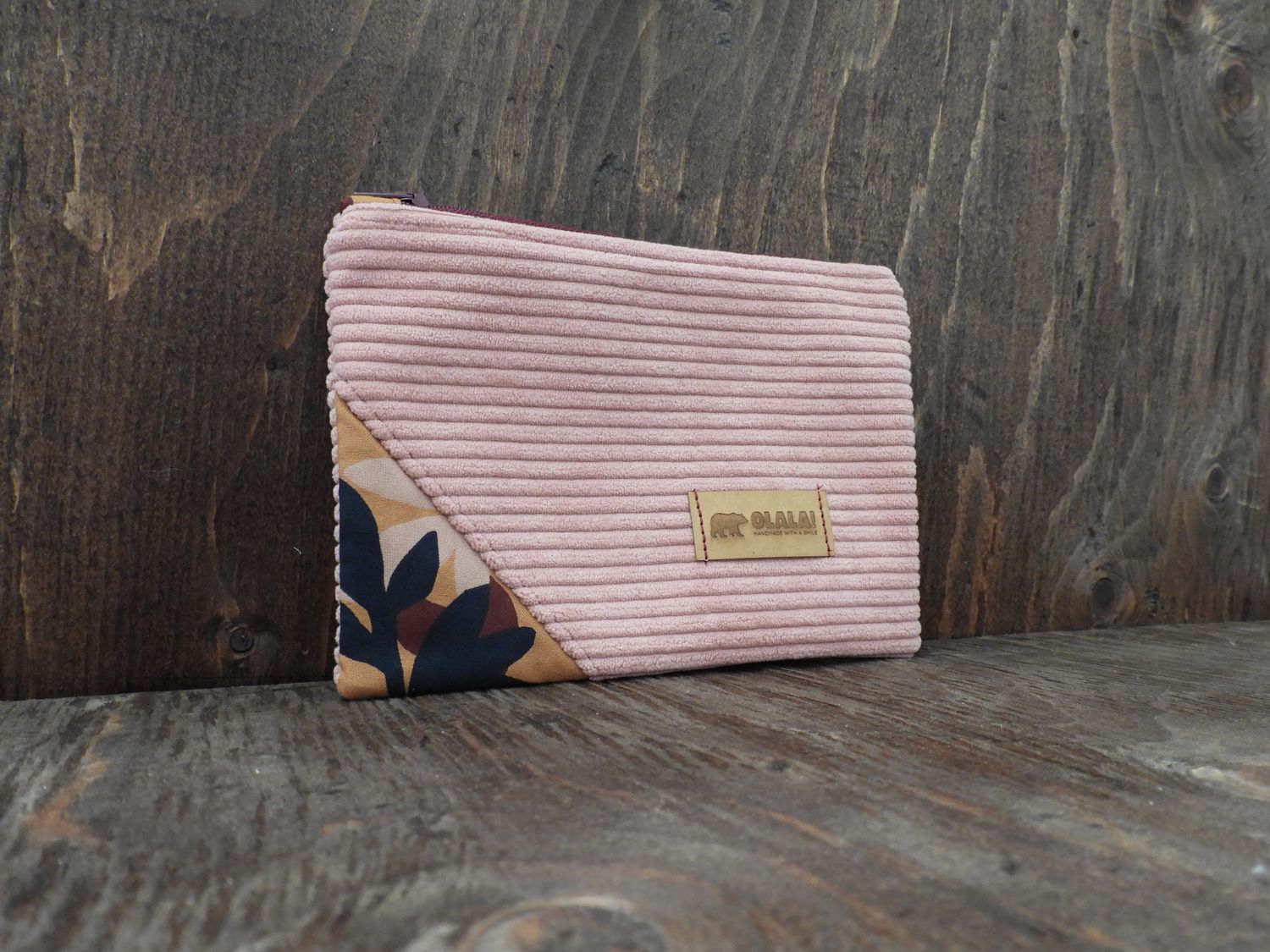 Corduroy Pouch - Pink &amp; Lining Corner
