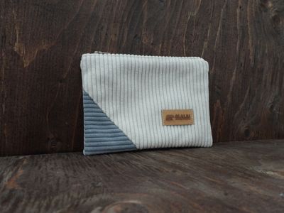 Corduroy Pouch - White &amp; Lichen