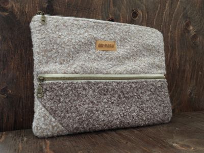 Handmade Ipad Case - Bouclé Beige &amp; Dark