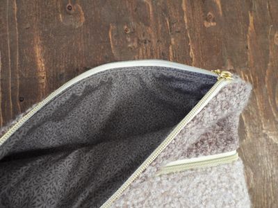 Handmade Ipad Case - Bouclé Dark &amp; Beige