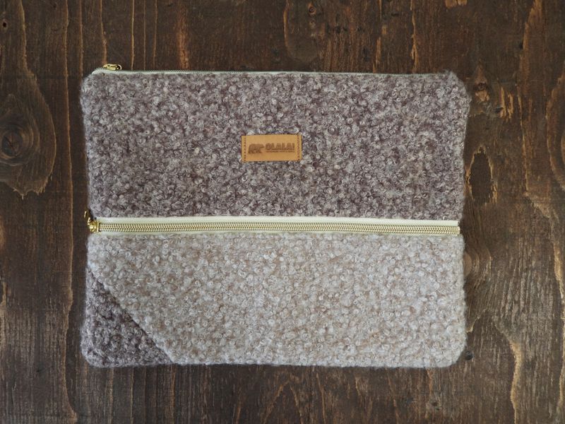 Handmade Ipad Case - Bouclé Dark &amp; Beige
