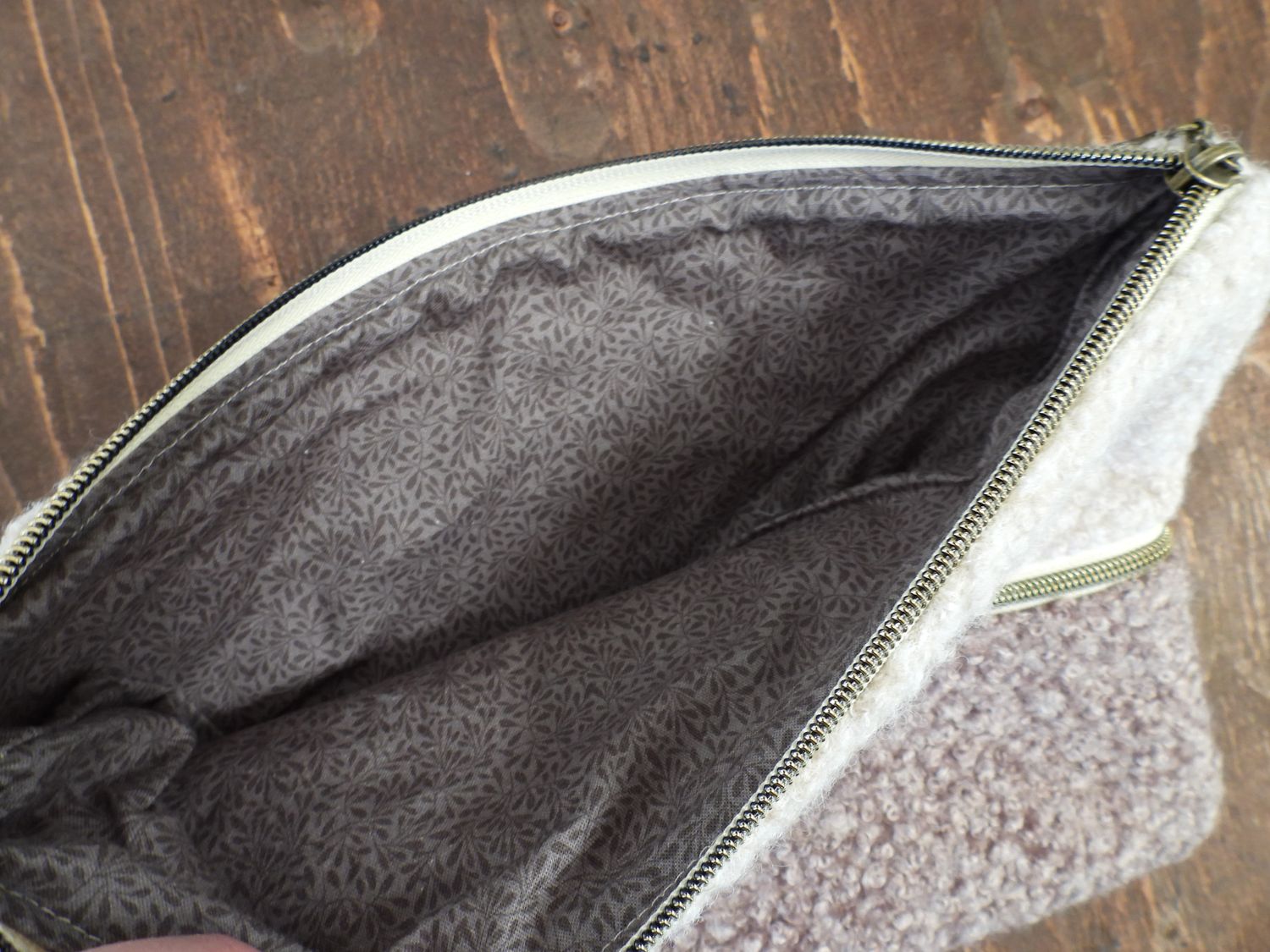 Handmade Ipad Case - Bouclé White &amp; Dark