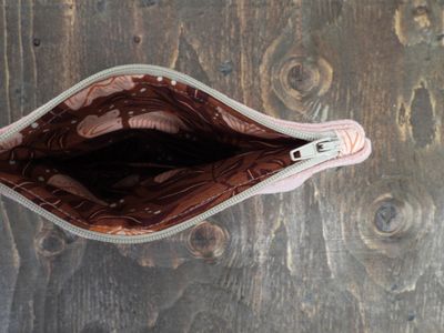 Corduroy Pouch - Pink &amp; Leather Corner