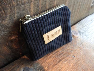 Porte-monnaie – Velours côtelé – Noir (≈ 16 €)