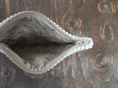 Corduroy Pouch - White &amp; Pink