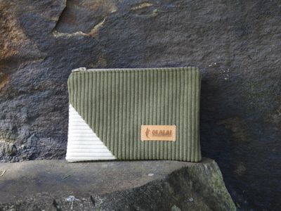 Corduroy Pouch - Khaki &amp; White