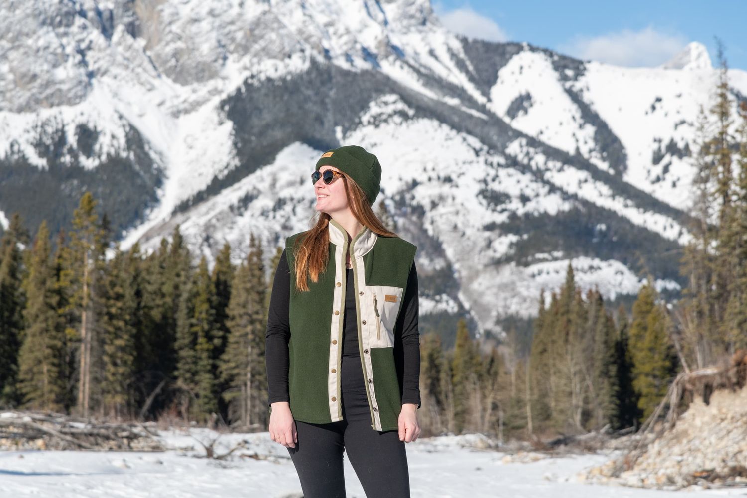 Veste polaire - Kaki avec détails vert  (≈ 115 €)