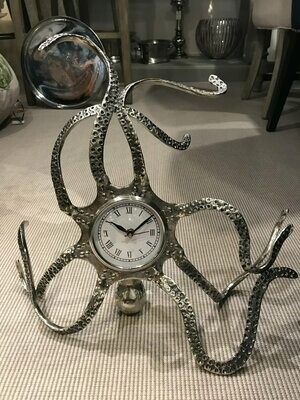 Octopus Desk Clock