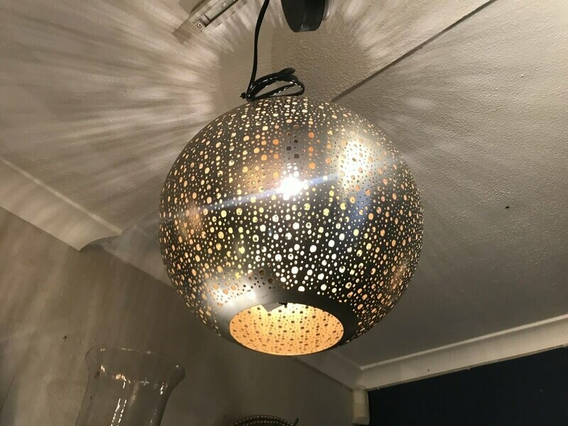 Gola Pendant