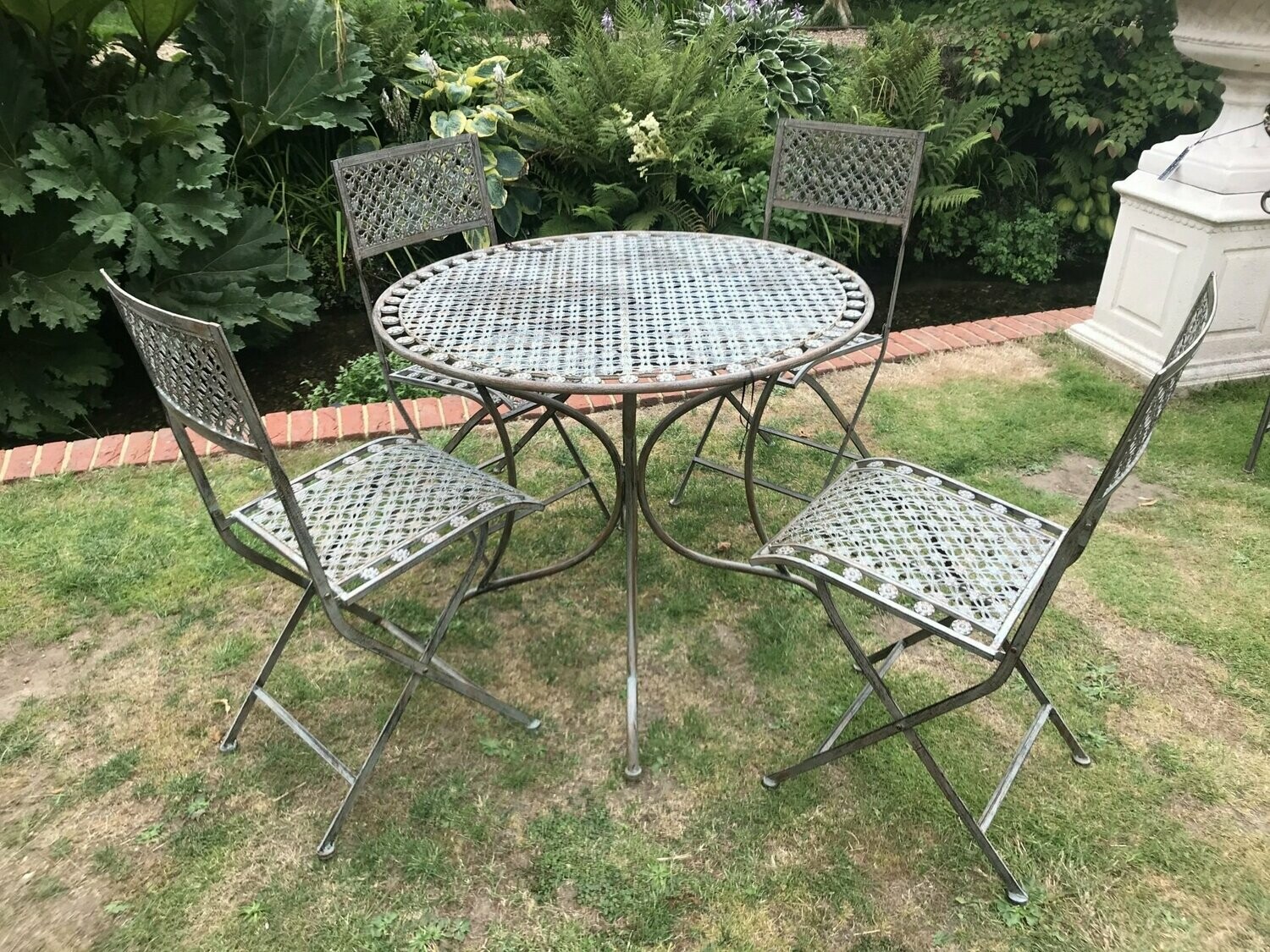 Marlboro Bistro Set Of Five