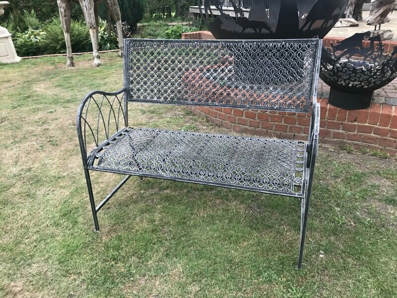 Marlborough Bench