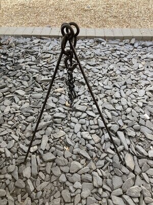 Cooking Tripod With Chain 75cm To Fit 60cm Indian Fire Bowl