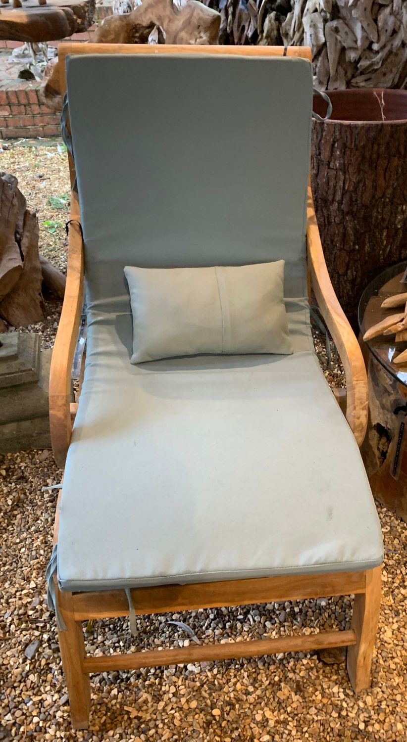 Lazy Chair Extended Leg