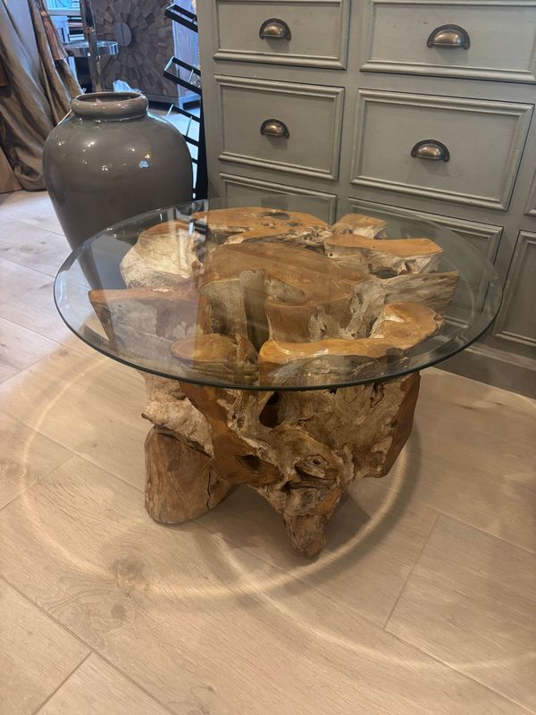 Root Coffee Table With 70cm Diameter Glass