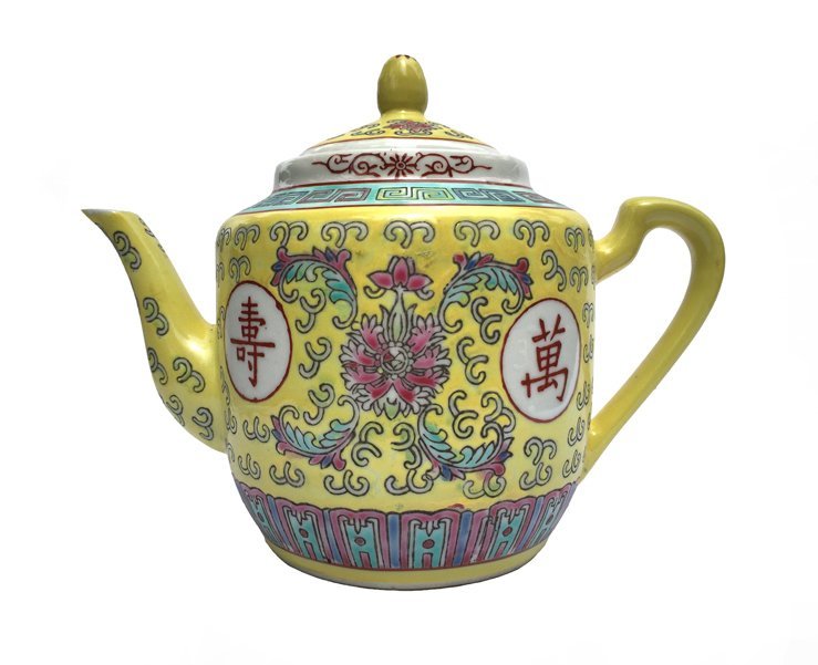 ​​Chinese Rose Familia Teapot Medium (Yellow)​