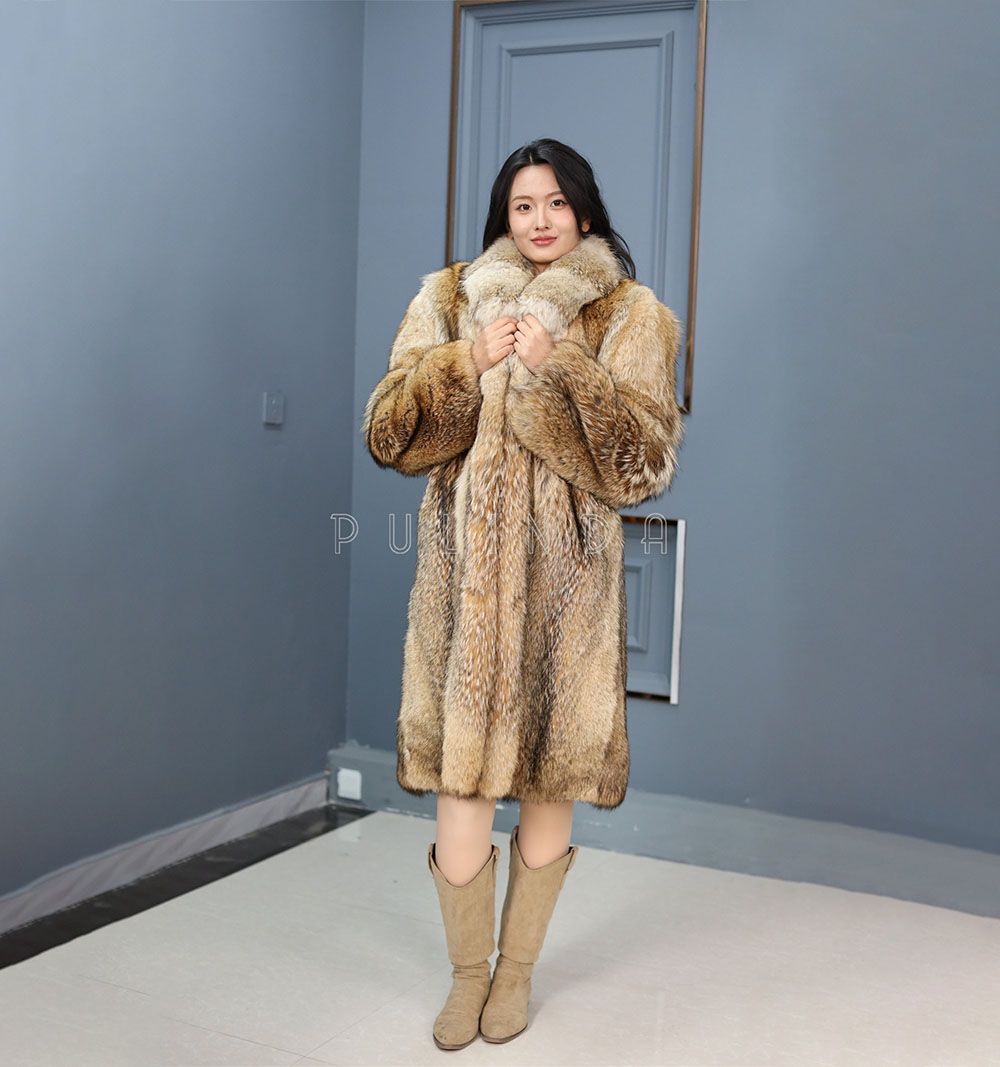 Coyote Fur Coat Slim Single Breasted Design for Warmth