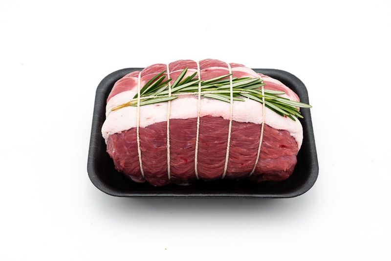 Rolata di coniglio con pancetta