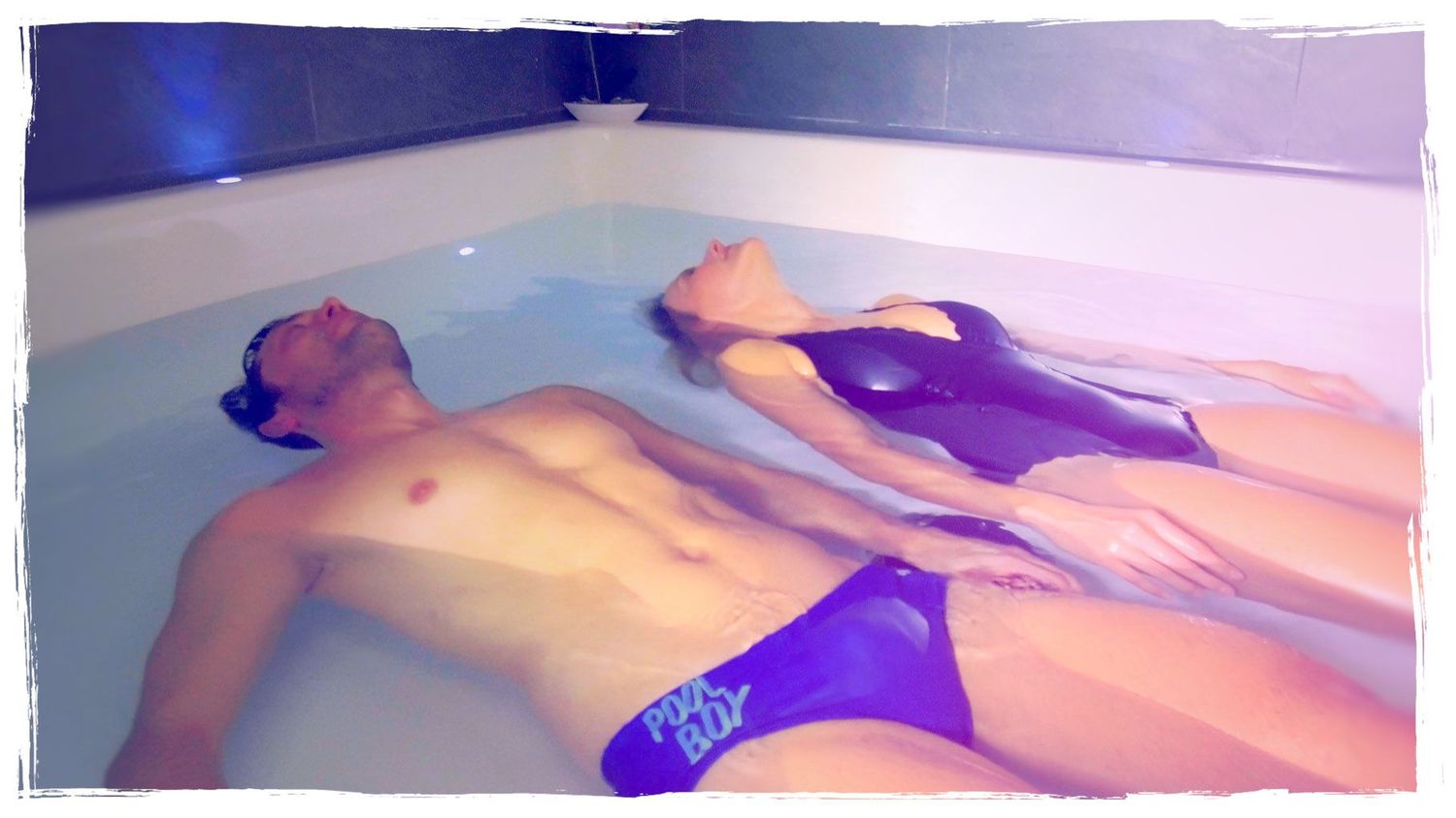 Float Room, 60 Minuten zusammen oder alleine