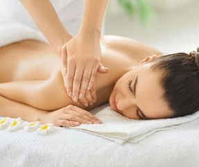 Massage 60 Minuten Massage 60 Minuten