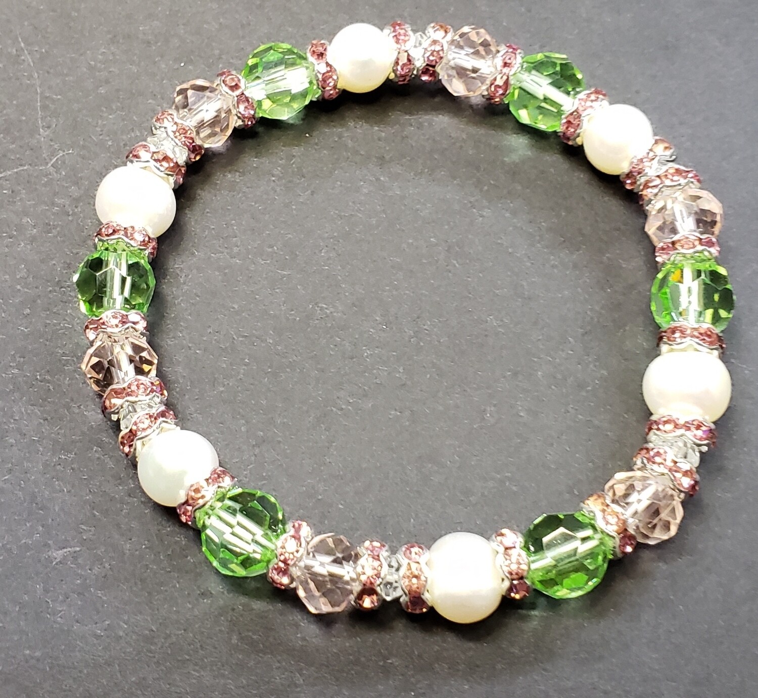 Fw pearl Stretch bracelet (pink/green)