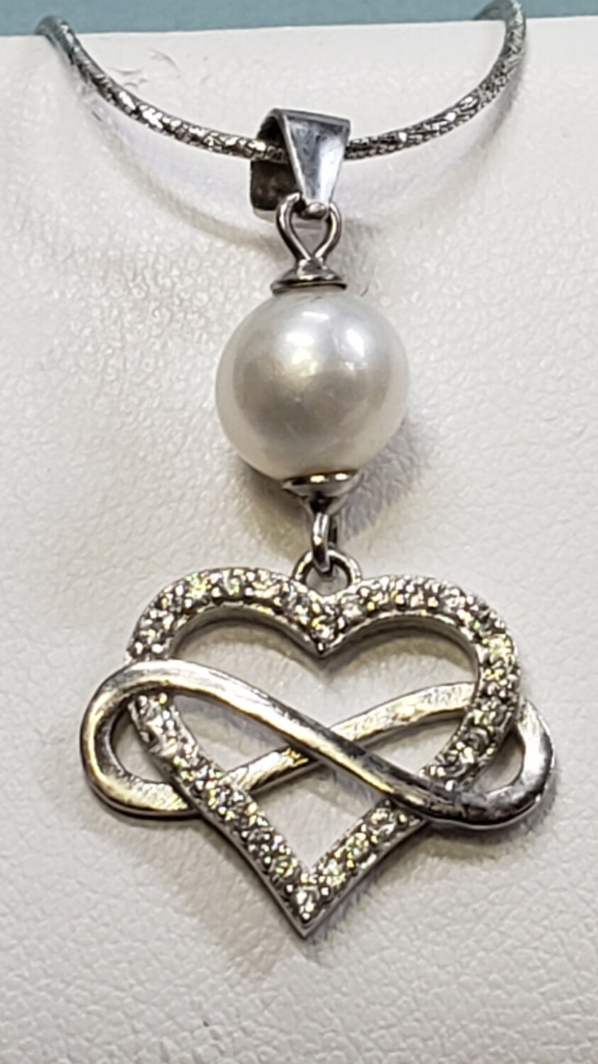 Infinity Heart Drop Set with white pearl