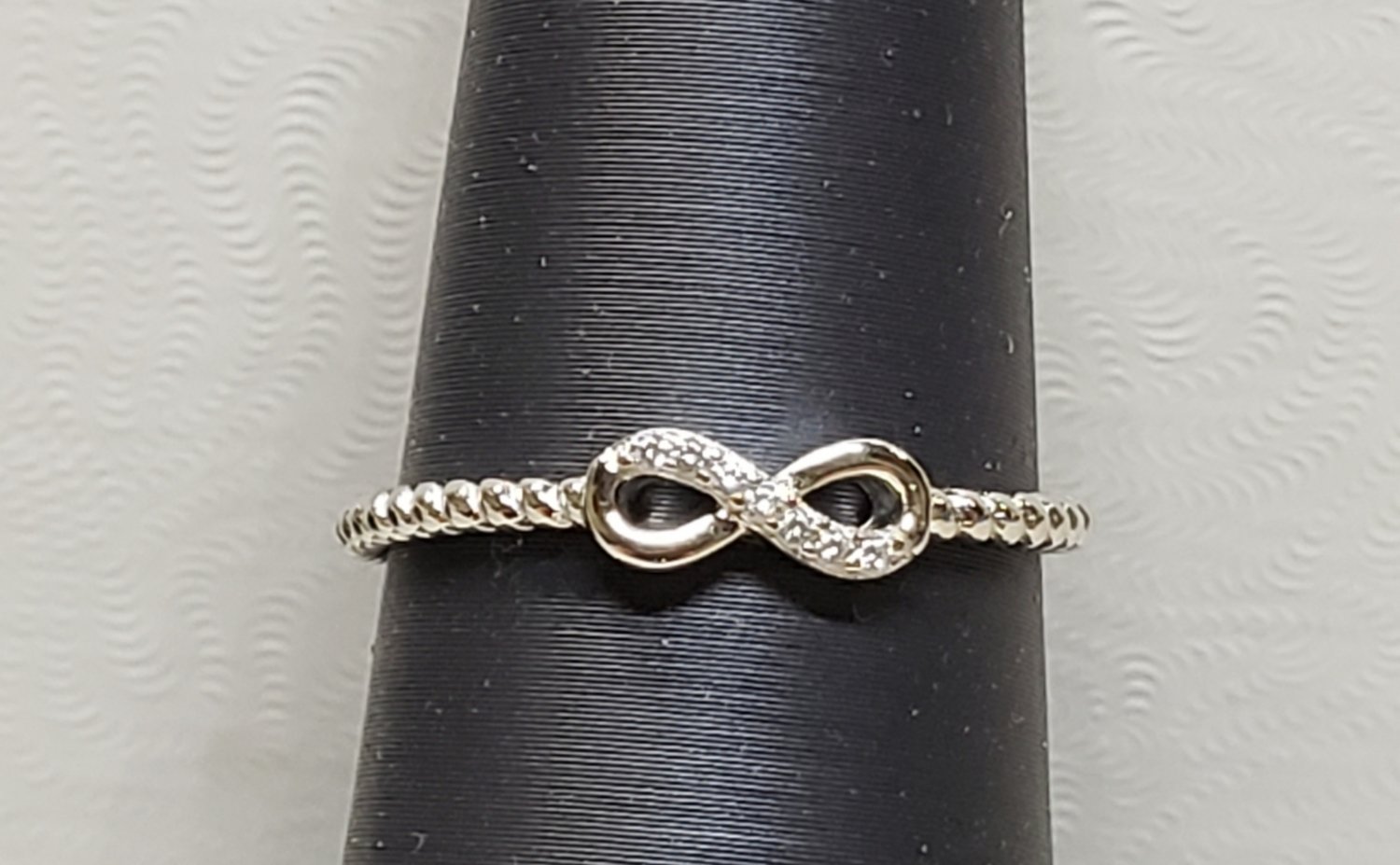 Dainty infinity cz ring