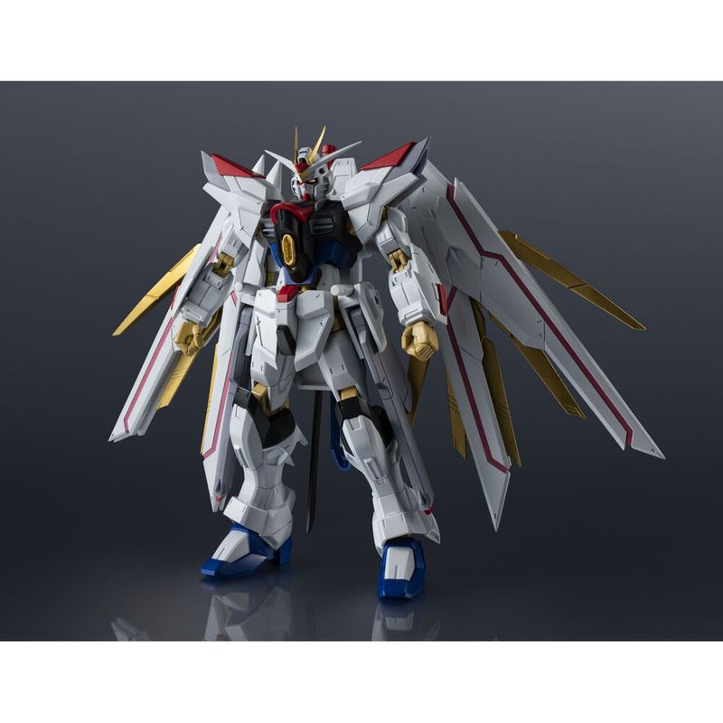 Figura Mighty Strike Freedom Gundam Universe 15cm – ZGMF/A-262PD-P