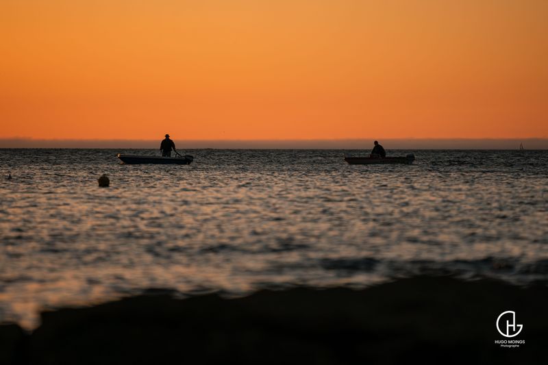 Pêche au Coucher du Soleil – Tirage Photo