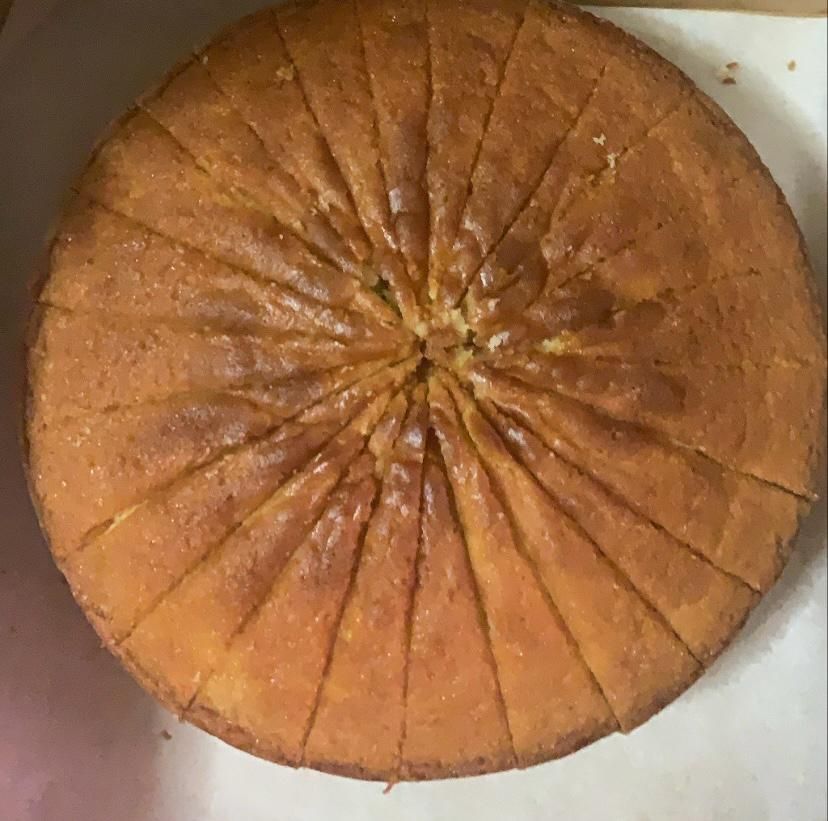 Zandi&#39;s sponge cakes supreme 10&#39;&#39;
