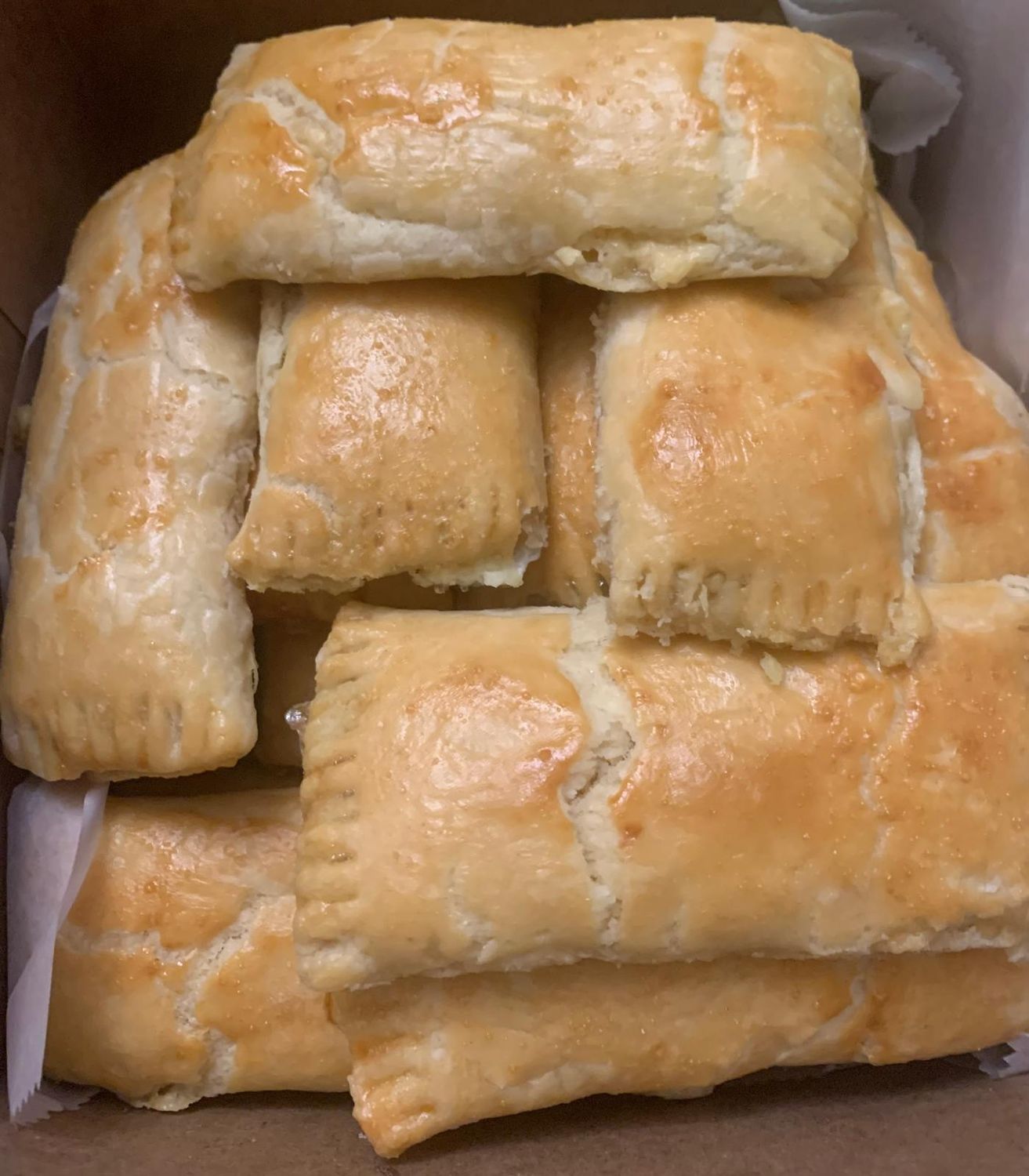 Zandi&#39;s Cheese rolls  Regular size per dozen