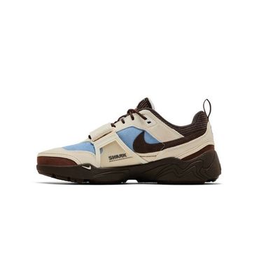 Travis Scott x Zoom Field ‘Leche Blue’