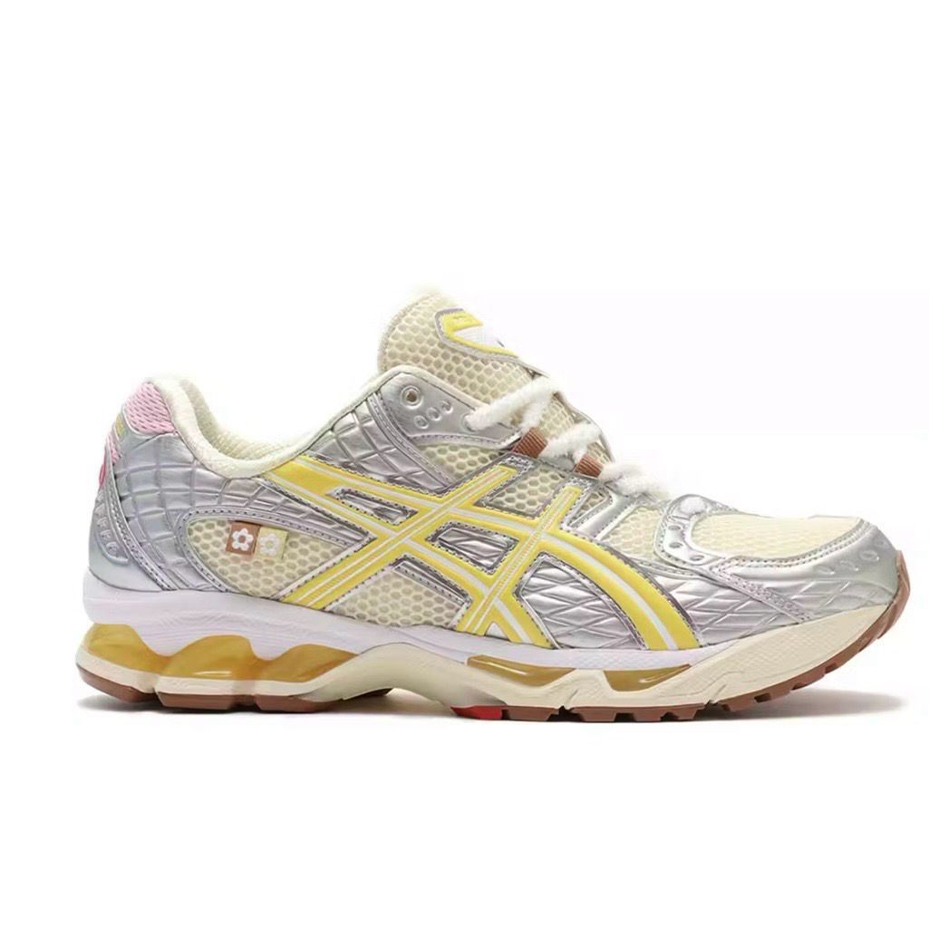Vandy The Pink x ASICS Gel Nimbus 10.1 - Banana