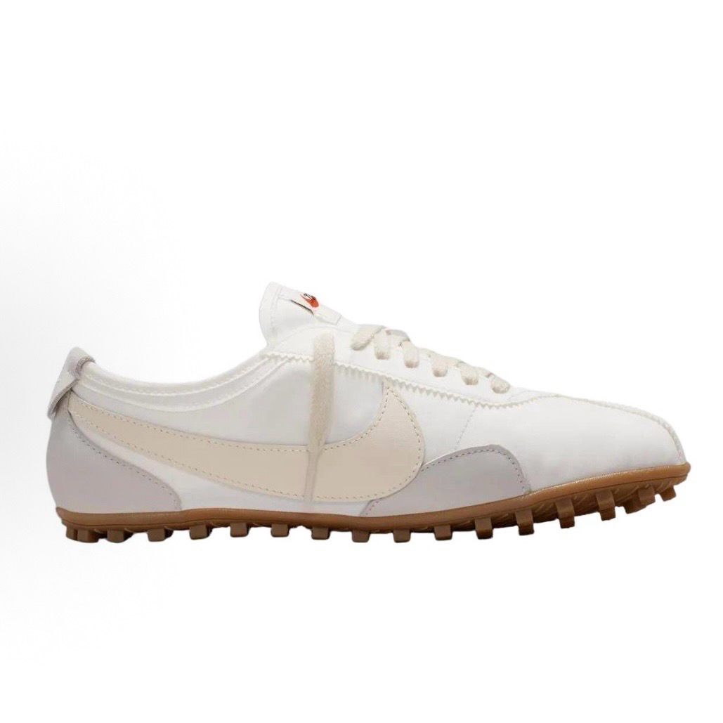 Nike WMNs Moon Shoe White