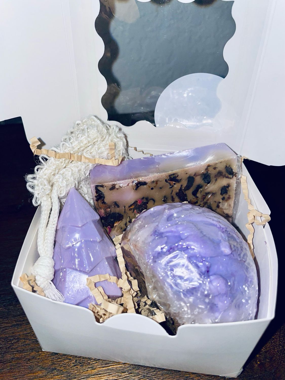 Shea & Bloom Holiday Gift Set - 4 Piece Premium Soap Collection Shea & Bloom Holiday Gift Set - 4 Piece Premium Soap Collection