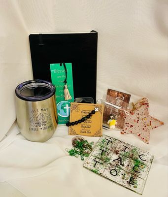 Teen Boy Faith & Encouragement Gift Bundle – Journal, Stainless Cup, Bracelet, Ornaments & More BOGO (BUY ONE GET ONE HALF OFF) Teen Boy Faith & Encouragement Gift Bundle – Journal, Stainless Cup, Bracelet, Ornaments & More BOGO (BUY ONE GET ONE HALF OFF)
