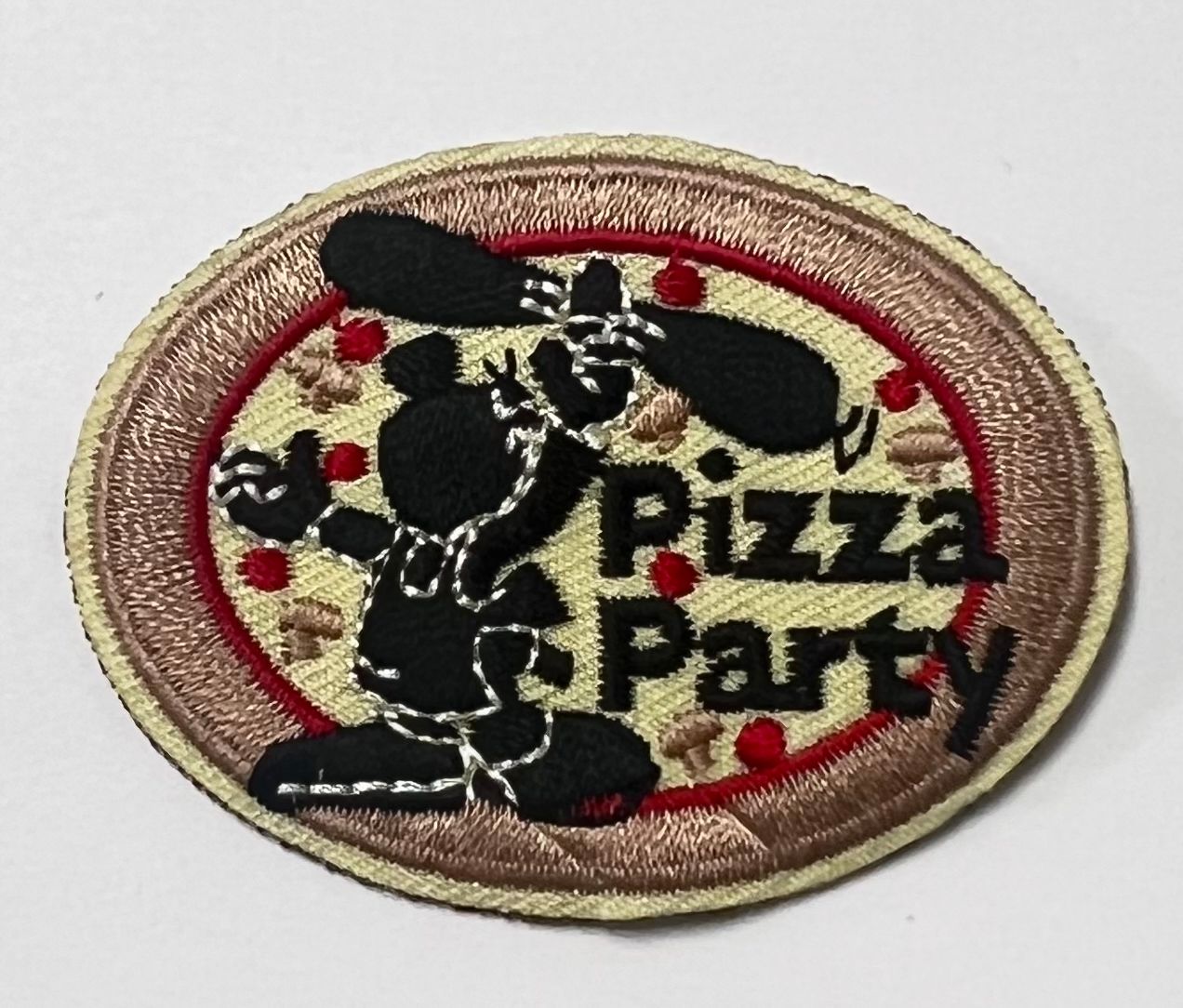 PIZZA PARTY (oval)  AFP