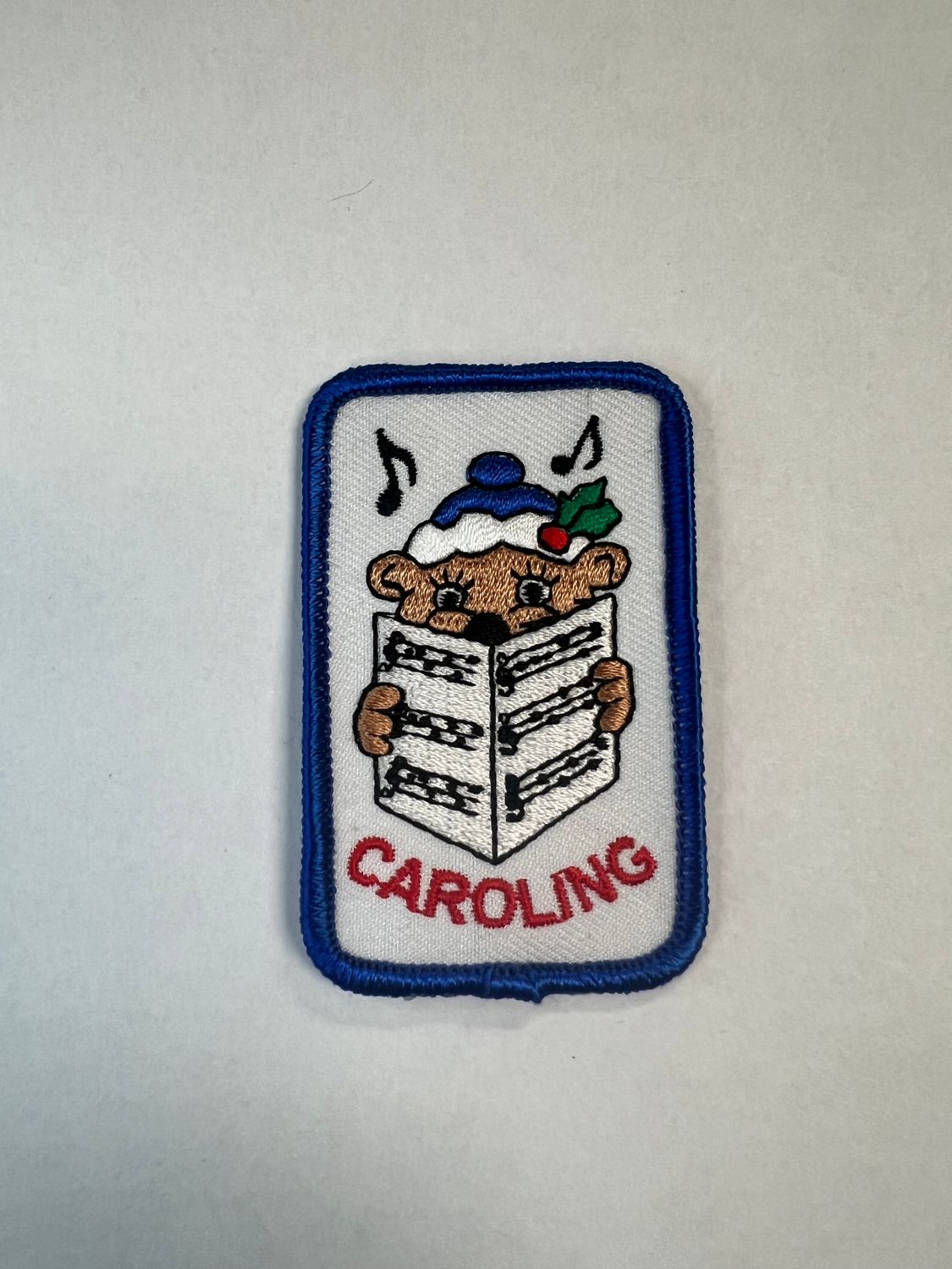 CAROLING (bear with music) AFP