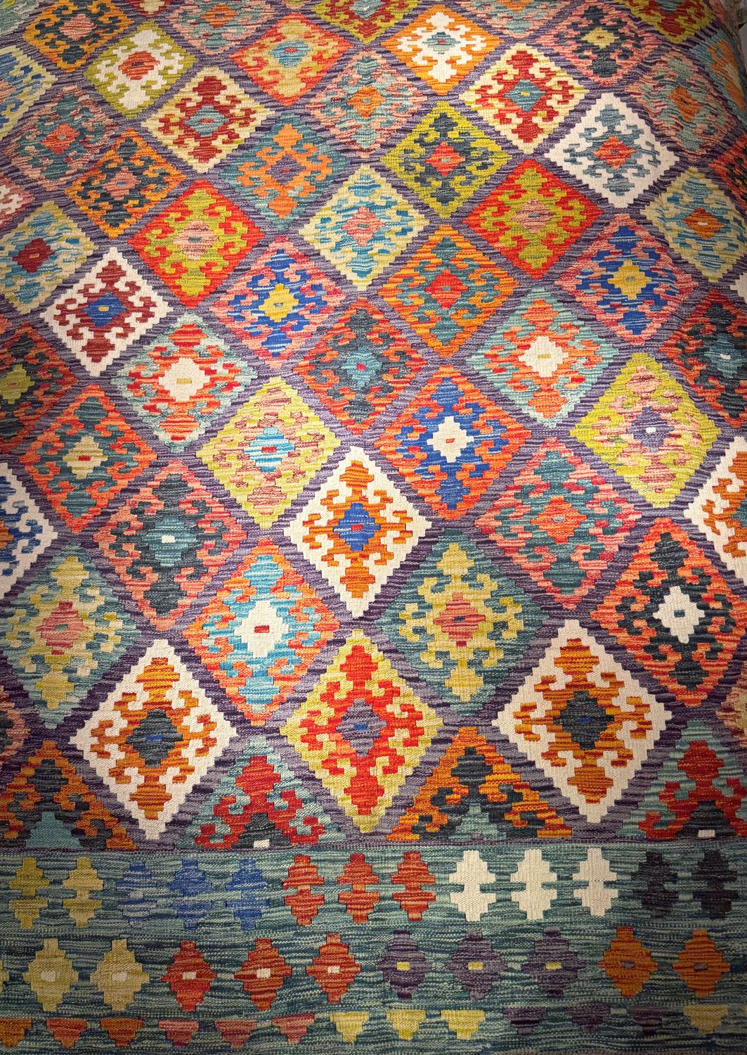 Hand Woven Kilim 9&#39;9&quot; x 8&#39; 7&quot;