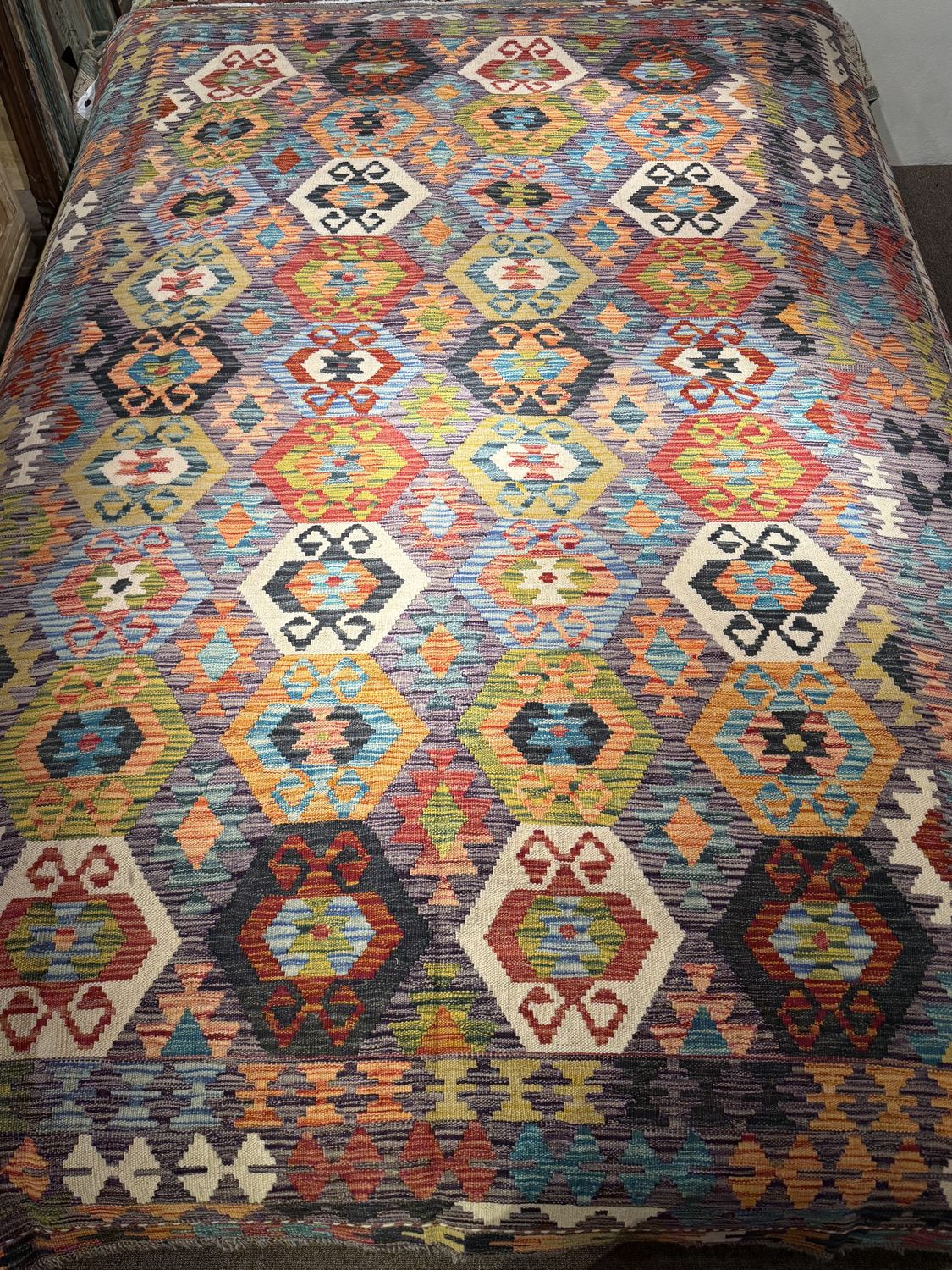 Kilim 9&#39; 10&quot;x 6&#39;8&quot;