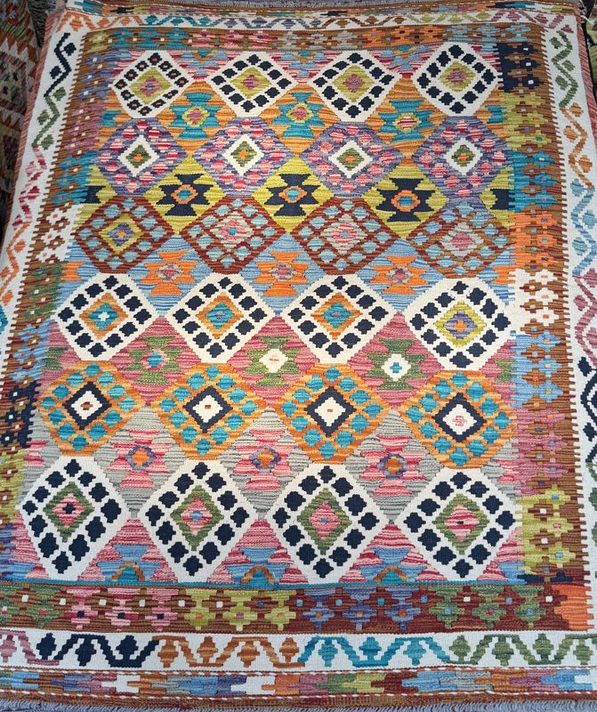 Hand Woven Woolen Kilim 6&#39;9&quot;x4&#39;10&quot;